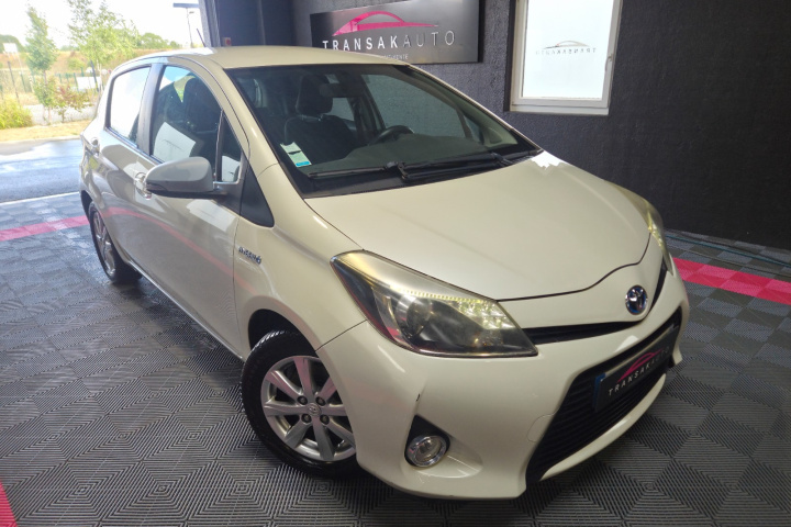 TOYOTA YARIS HYBRIDE