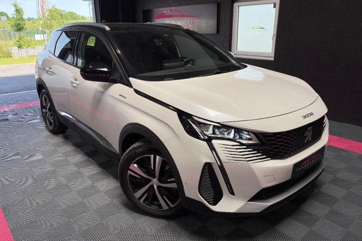 PEUGEOT 3008