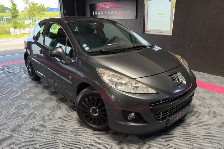 PEUGEOT 207