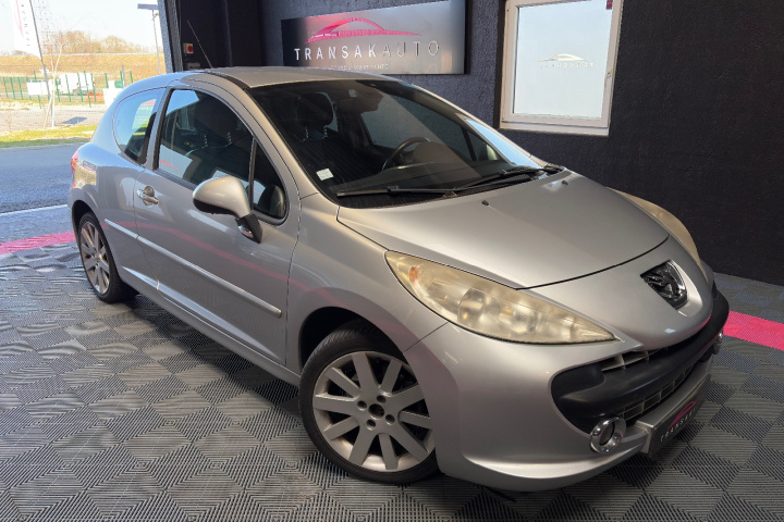 PEUGEOT 207